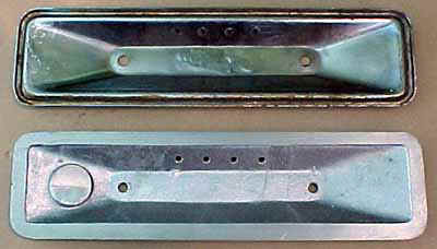 Old and new valve covers inside.jpg (19015 bytes)
